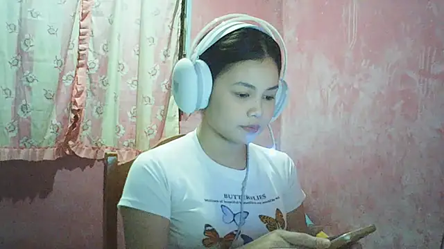 DessertFlower online show from April 29, 2:15 am