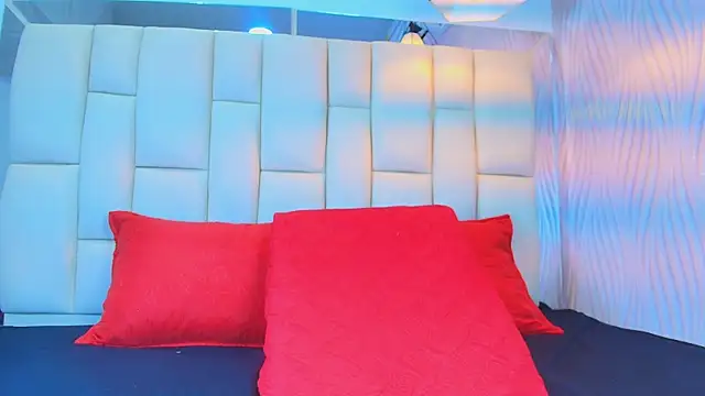 Lana Sliim online show from April 24, 12:30 pm