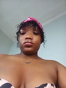 Divine Beautyxx online show from June 17, 3:52 am