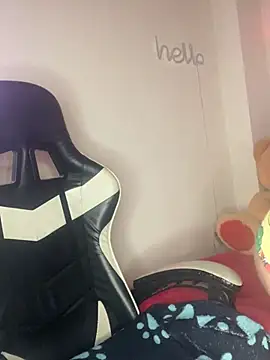 Alma Andrade online show from April 23, 1:03 am