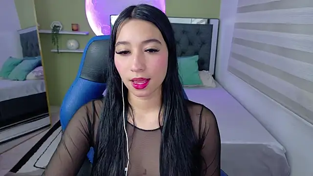 ivvoncute online show from June 5, 1:42 am