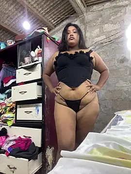 ale sweet53 online show from July 18, 3:32 am