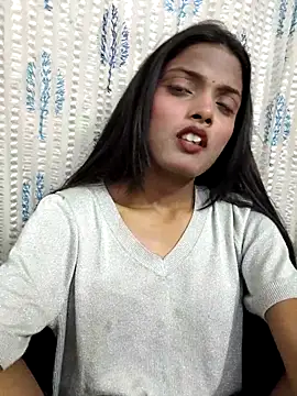 iam-anshika online show from April 15, 6:03 am