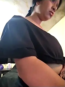 Naiv28 online show from March 10, 6:45 pm