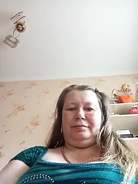 KiraStanton online show from April 21, 6:42 am