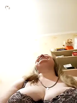 KiraStanton online show from April 25, 8:06 pm