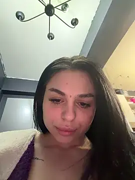 Olivia Noor online show from March 10, 2:26 am