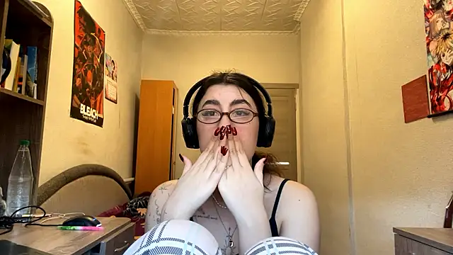 AshlynWabasha online show from March 9, 1:25 pm