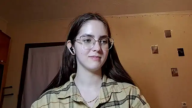 Katelemon online show from April 29, 3:26 pm