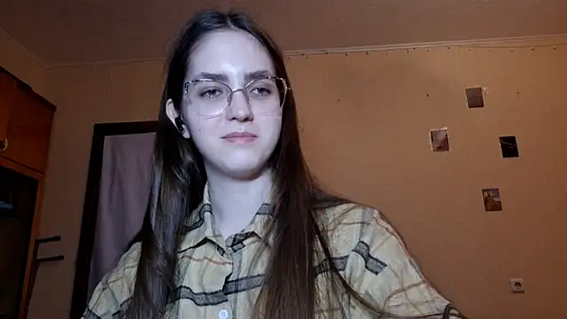 Katelemon online show from April 24, 1:25 pm