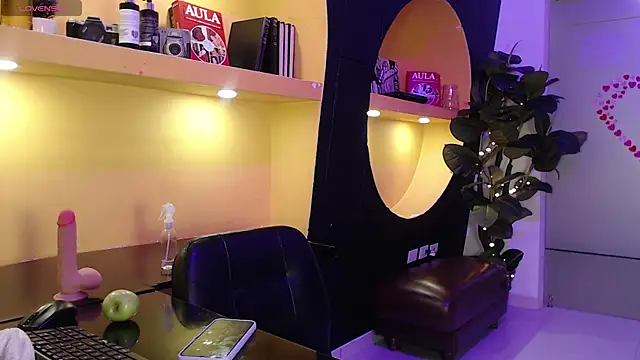 MelodyBlazze online show from April 22, 8:17 pm