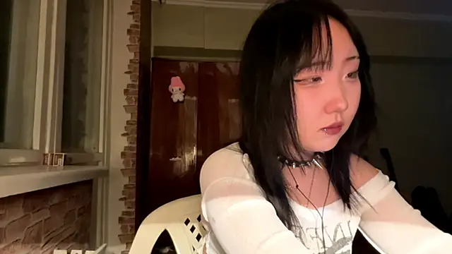 Yunananaa online show from March 1, 2:28 pm