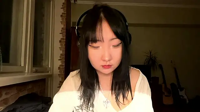 Yunananaa online show from March 6, 2:34 pm