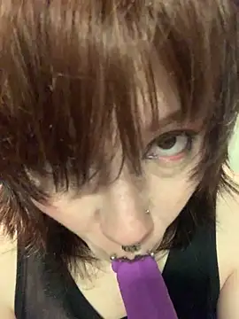 vampboytoy online show from February 22, 6:20 pm