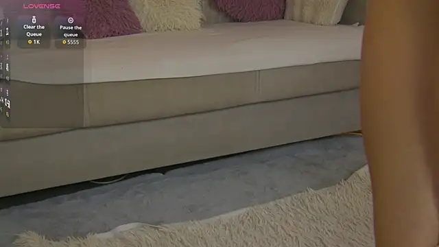 SabrineDivine online show from April 20, 4:15 am