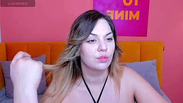 SofiaFabulous online show from April 24, 1:41 am