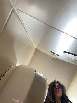 susi chimm online show from April 27, 1:30 pm