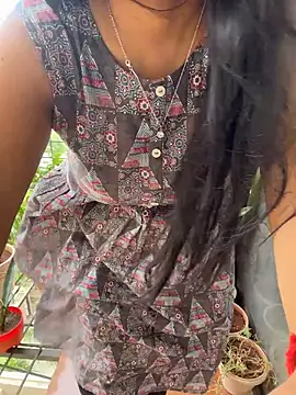 Queenlipx online show from August 2, 7:22 am