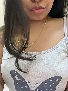 sessy grl online show from August 4, 7:20 pm
