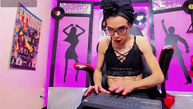 daisy jonexxx22 online show from April 24, 4:15 am