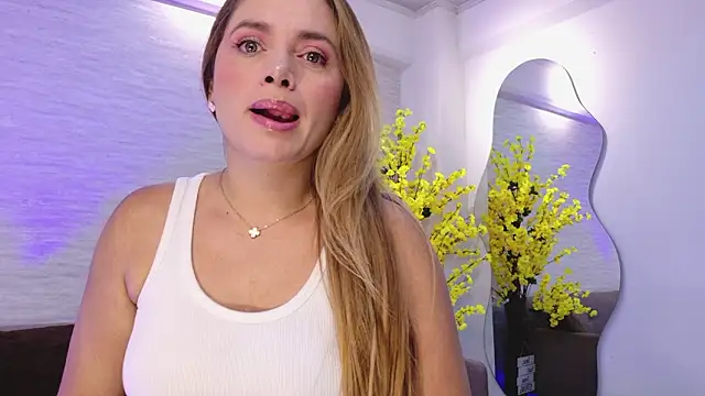 Sophie Rousses online show from March 6, 1:17 pm