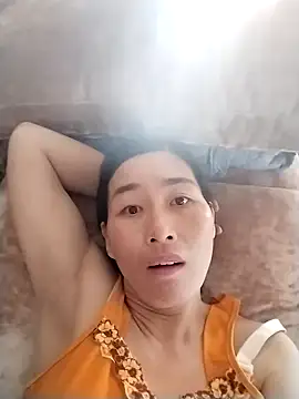 lris-Beauty77 online show from April 22, 9:39 am