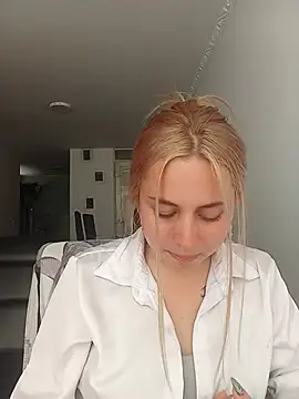 Ana  arms online show from July 27, 6:05 pm