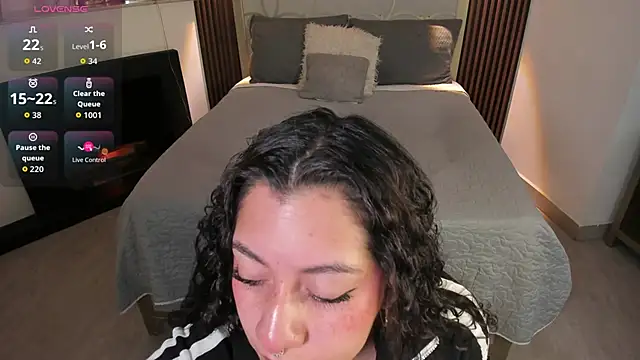 paulys  online show from April 21, 11:50 am