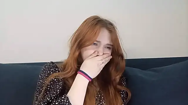 DizzyRina online show from April 21, 3:41 pm