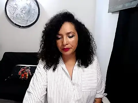 Nerea Boolsara8 online show from May 2, 3:43 am