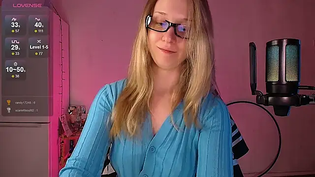 SatinSinner online show from March 9, 4:32 pm