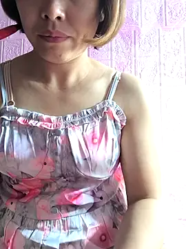 juicy-milu online show from March 26, 5:42 am