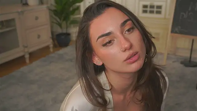 EnriquetaLemma online show from April 26, 10:35 am