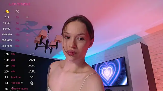 Jade Amore online show from April 27, 5:10 pm