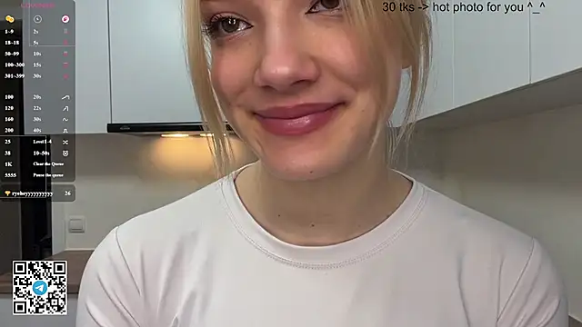 Carolini i online show from April 26, 5:43 pm