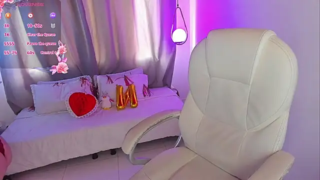 NixieSterling online show from April 24, 9:28 pm