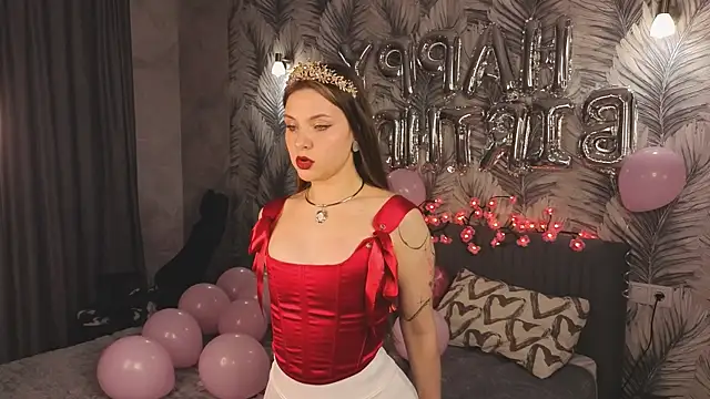 HinaVibe online show from April 23, 5:04 pm