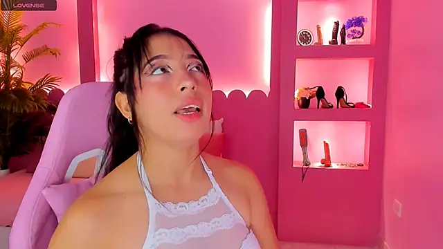 Holy Lux online show from March 17, 11:25 am