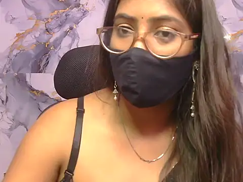 Aayesha-queen online show from June 7, 7:04 am