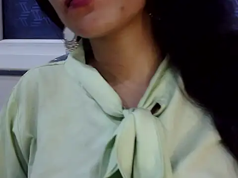 Neha Sharma2 online show from April 1, 1:01 pm