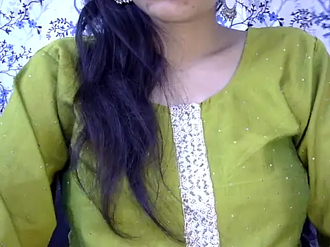 Neha Sharma2 online show from June 14, 1:55 pm