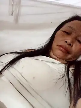 heesuu11 online show from April 19, 6:32 pm