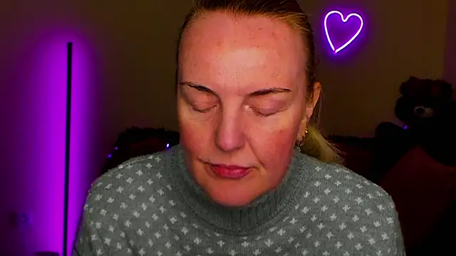 Bella soulmate online show from April 25, 1:41 pm