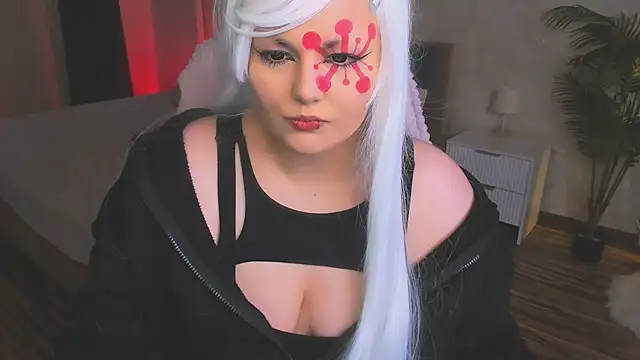 HwasaMoore online show from March 3, 8:26 pm