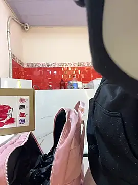 samira-grey online show from March 10, 1:04 pm