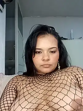 Emily Rouse23 online show from April 23, 4:53 am