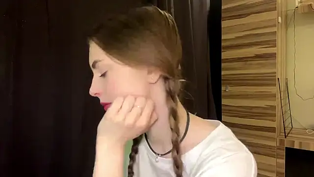 PollyDream online show from March 13, 5:53 am