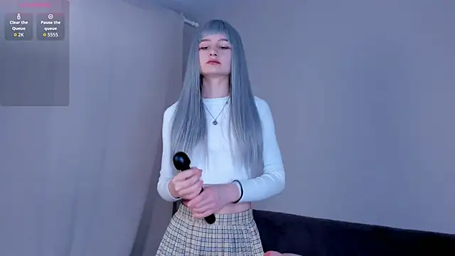 kira montelle online show from March 16, 6:06 am