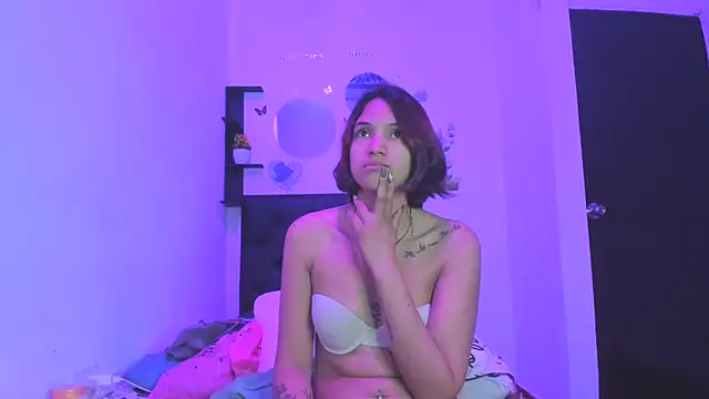 sapphire brown20 online show from April 22, 2:52 am