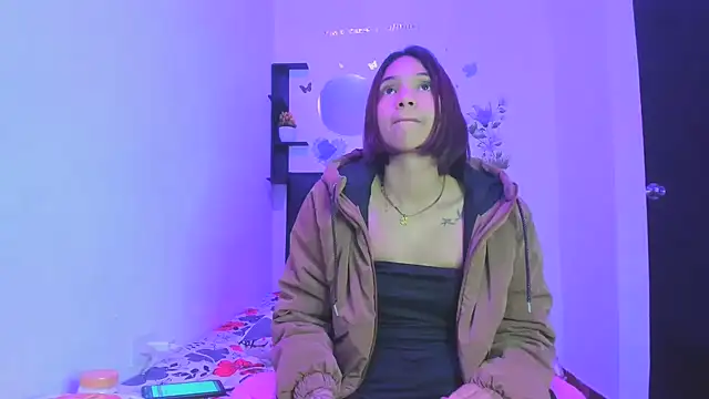 sapphire brown20 online show from April 18, 10:20 pm